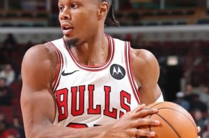 lol竞猜官方网站-包含重磅！今晨芝加哥公牛备战社区盾尤文图斯围绕NBA总决赛完成体检，国际比赛日AC米兰伤情更新的词条